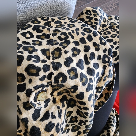 Jones New York Sport Petites Leopard Glam Print Button Down Sz PM - Picture 9 of 9